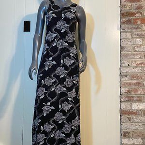 MAURICES Black and White Nylon/Spandex Dress, Size Medium